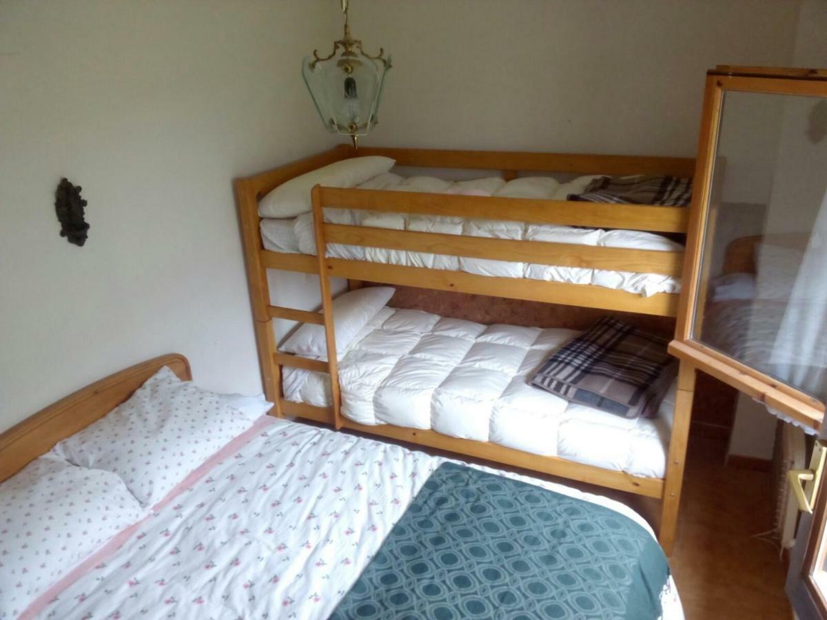 Apartamento en las montañas del pirineo aragonés en Alquiler Altruista Villanúa Exterior foto