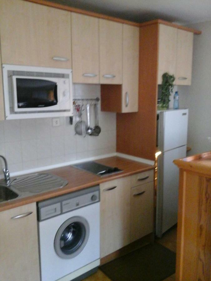 Apartamento en las montañas del pirineo aragonés en Alquiler Altruista Villanúa Exterior foto